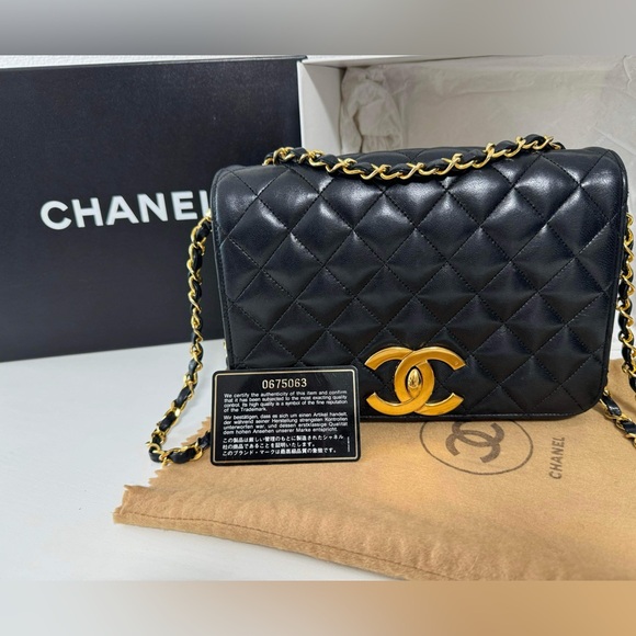 Sac Chanel Timeless/classic black lambskin leather - Picture 1 of 15